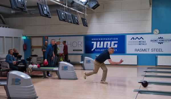 Bowlingkamp mot Lions Ingå 12.3.2025 (foto: Henry Andersson)