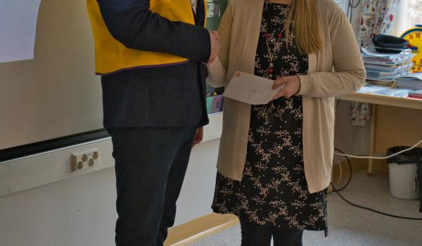 Stipendier till förstaklassister i Ekenäs